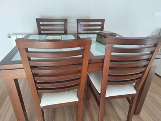 Mesa extensible madera y 6 sillas