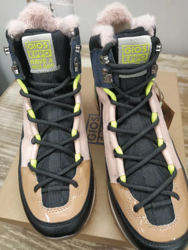 Botas Gioseppo niña rosa y camel