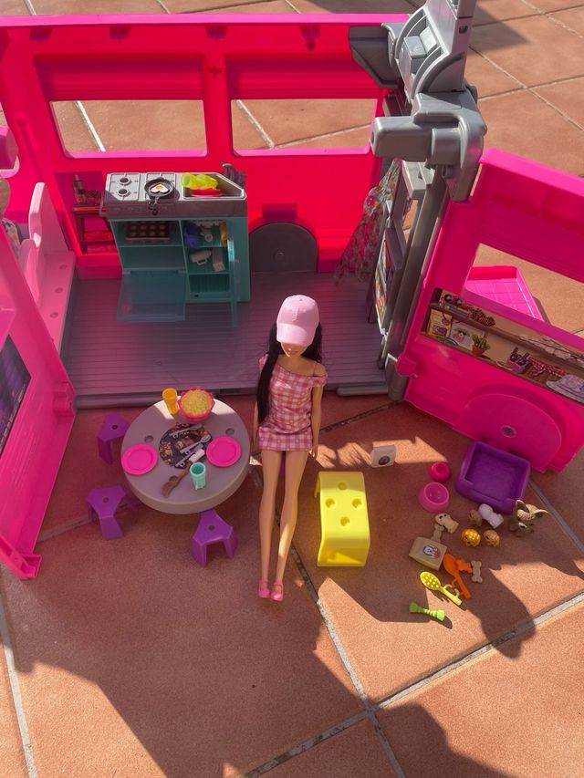 Camper Barbie con Accesorios