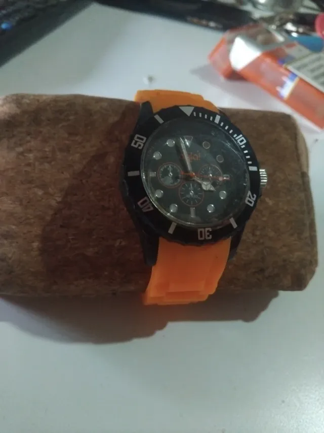 Reloj Negro y Naranja para Hombre