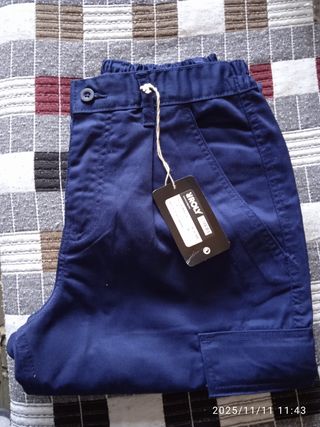 Pantalón +chaqueta polar ROLY mujer Talla 38