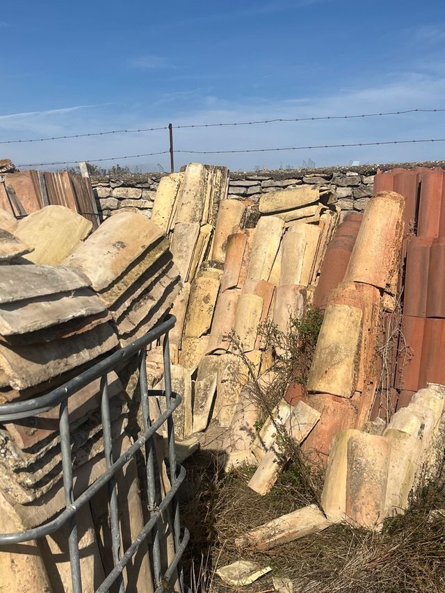 Tejas antiguas de barro