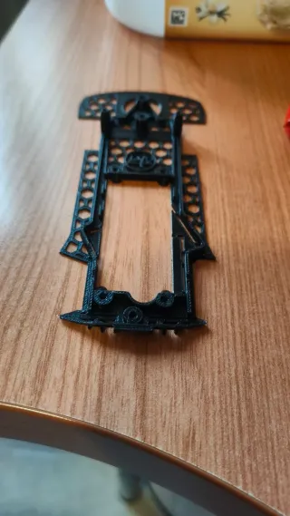 CHASIS 3D FERRARI BLACK ARROW PARA CUNA SLOT. IT