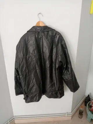 Chaqueta de cuero negra hombre