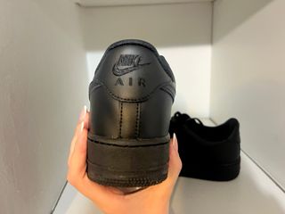 Nike Air Force 1 Negras