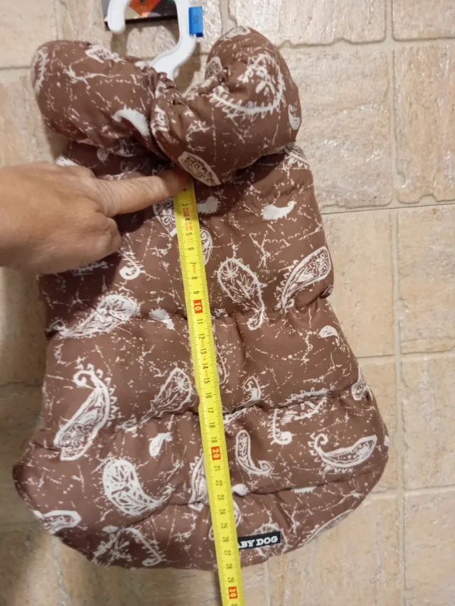 Abrigo para perrito con estampado paisley