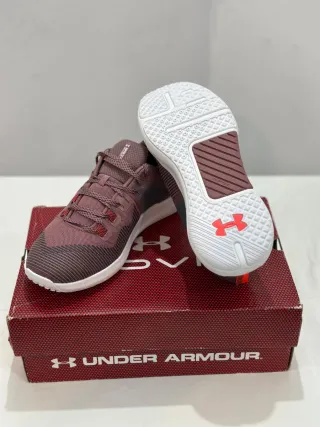 Zapatillas Under Armour HOVR Rosas/Rojas