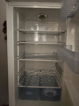 Nevera con congelador blanca