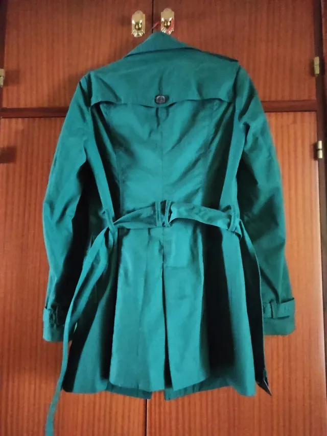 Gabardina Stradivarius Verde Talla S