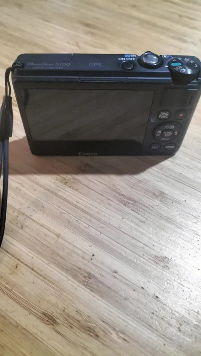 Cámara Canon PowerShot S100