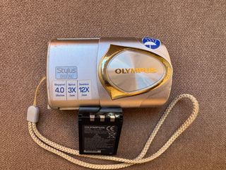 Olympus Stylus 410 DIGITAL Cámara Plata 4MP