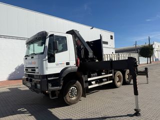 Camión Grúa HIAB 422-E 8 HIPRO