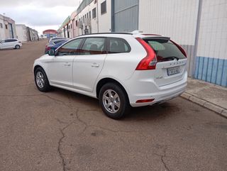 Volvo XC60 2.4D4   190CV AUTOMATICO