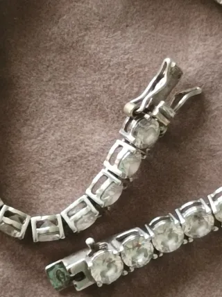 Bracciale in argento con pietre