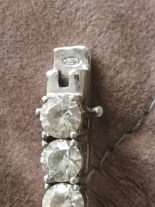 Bracciale in argento con pietre