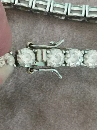 Bracciale in argento con pietre