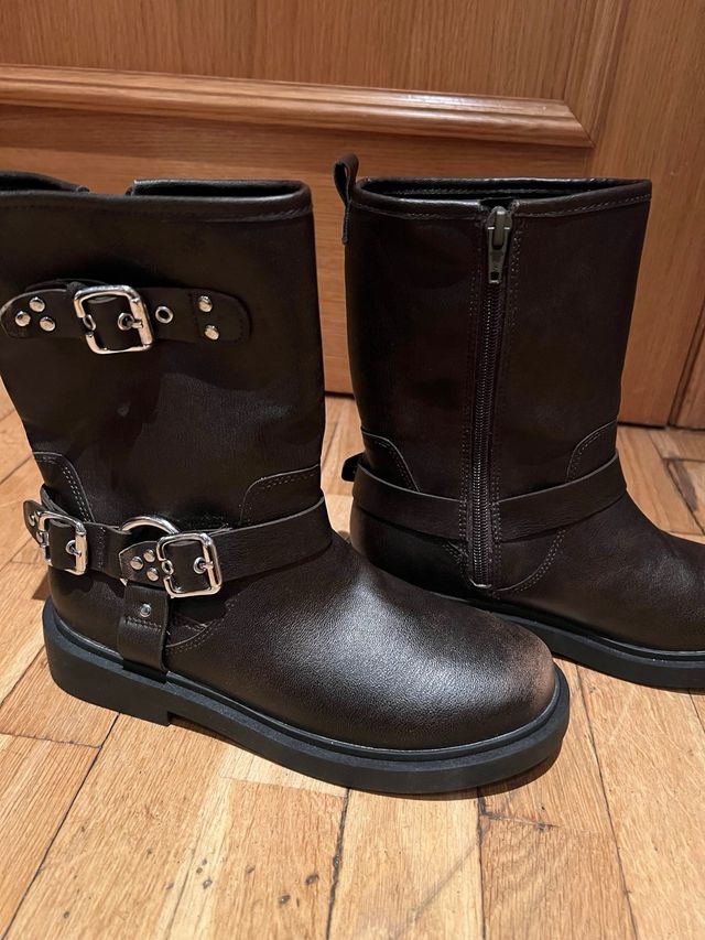 Botas moteras Zara marrones niña