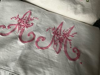 4 Sábanas Bordadas A M antiguas 220x230 rom