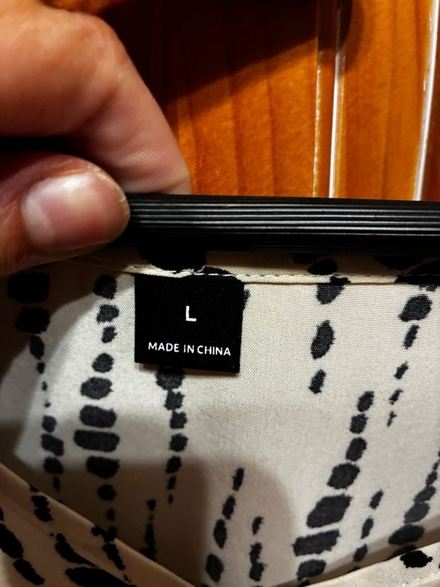 Blusa Shein blanca y negra