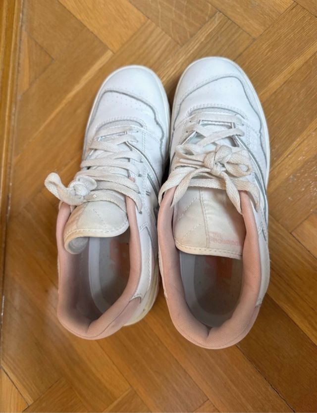 Zapatillas New Balance 550 Rosa y Blanco