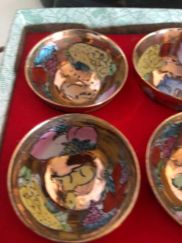 Antiguos cuencos chinos. pintados a mano