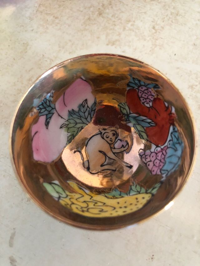 Antiguos cuencos chinos. pintados a mano