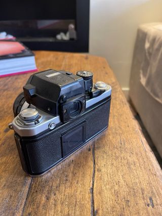 Nikon F2 con objetivo Nikkor 50mm f/1.4