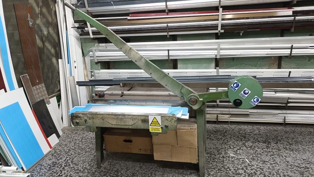 Cizalla manual de chapa 1 metro