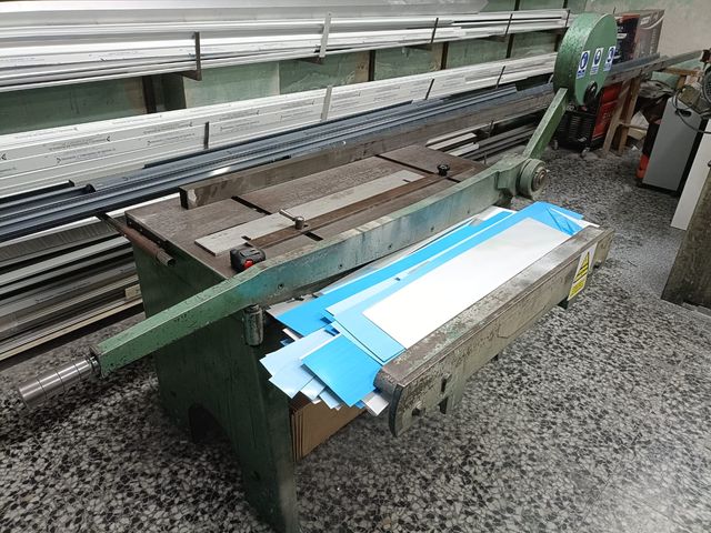 Cizalla manual de chapa 1 metro