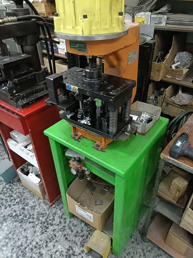 Prensa Neumática CDR PN200R