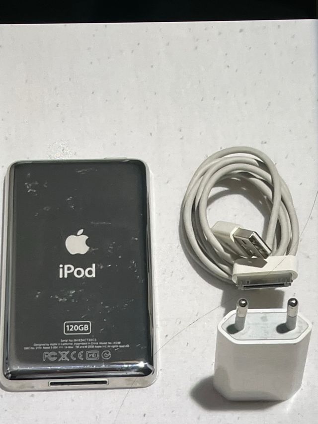 iPod 120GB Plata y Blanco