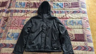 Nuevo Chaqueta Mango con capucha impermeable Talla