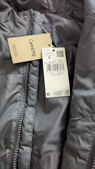 Nuevo Chaqueta Mango con capucha impermeable Talla