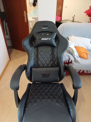 Se vende Silla Gaming Drift Negra Nueva