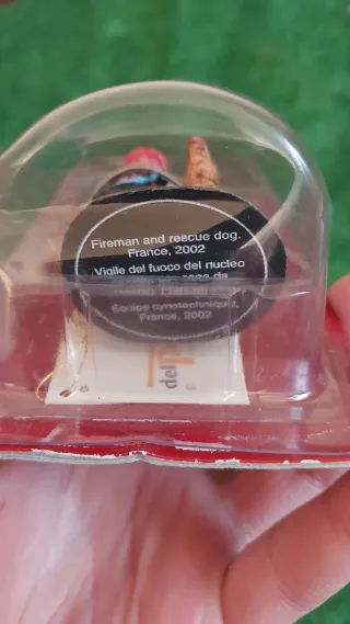 Figura bombero con perro