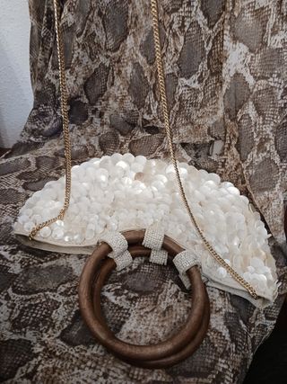 Bolso nuevo de nácar especial de Zara