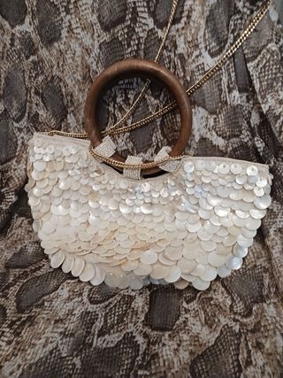Bolso nuevo de nácar especial de Zara