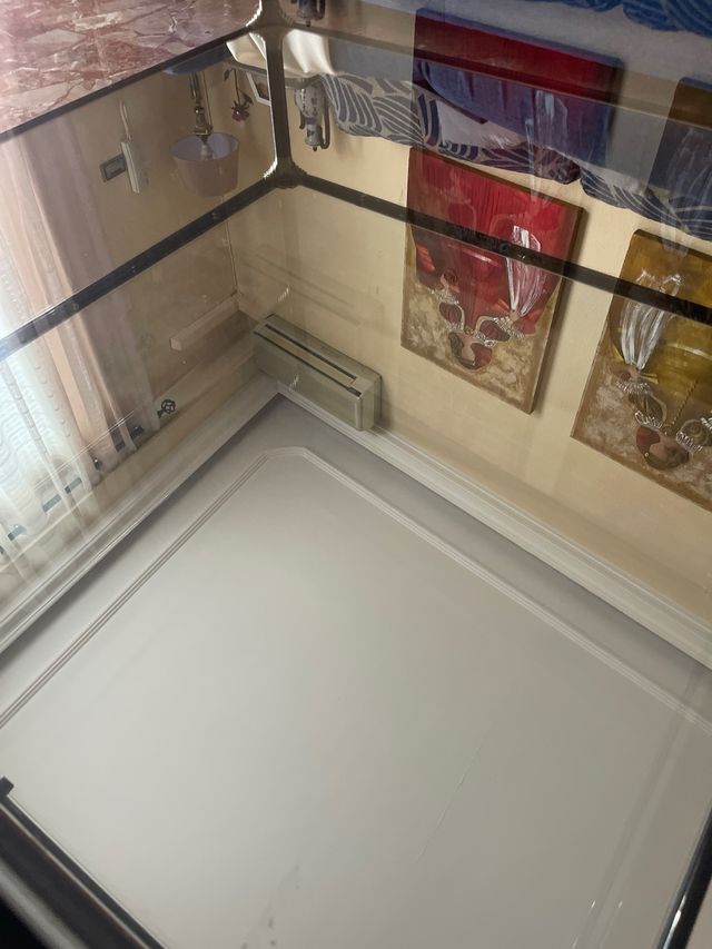 Mesa de centro cristal y hierro negra