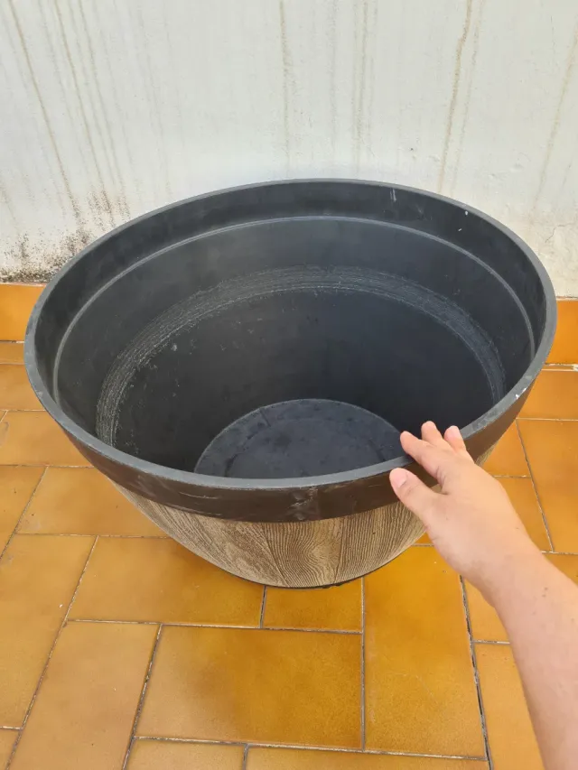 Macetero Grande Estilo Barril