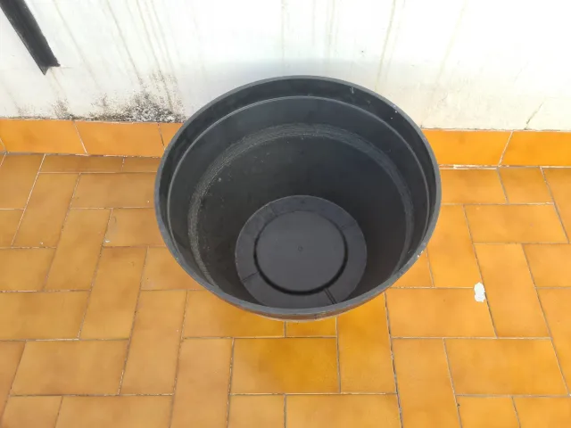 Macetero Grande Estilo Barril