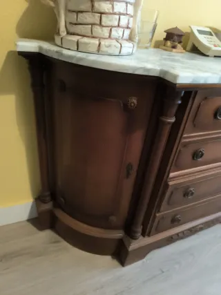 Mueble de entrada madera y mármol