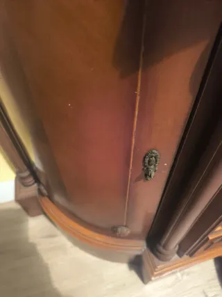 Mueble de entrada madera y mármol