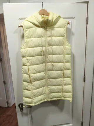 Chaleco acolchado Zara amarillo xs