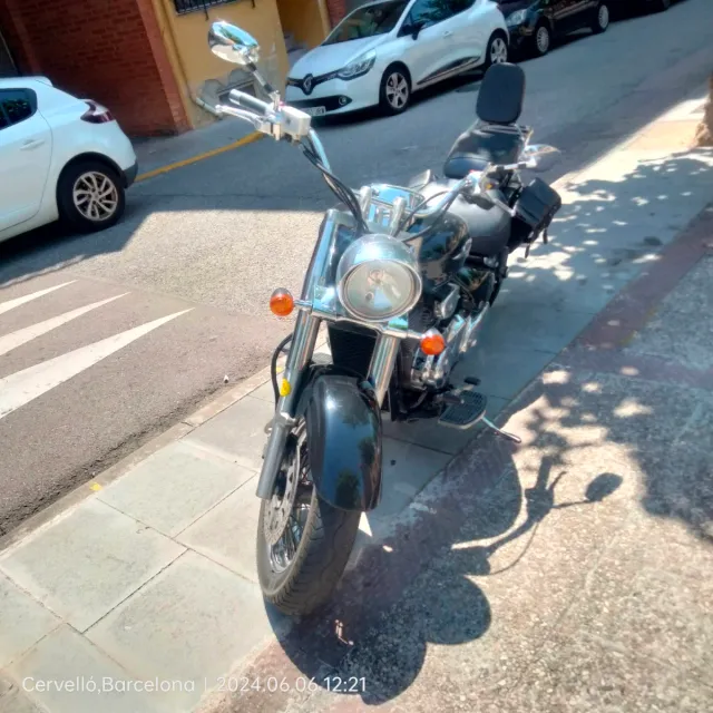 Suzuki Intruder C800