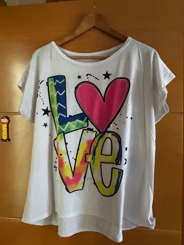 Camisetas varias  a 1€ cada una