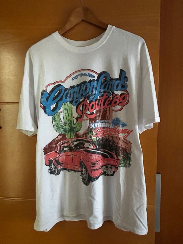 Camisetas varias  a 1€ cada una