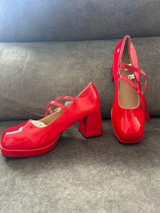 Zapatos rojos de plataforma