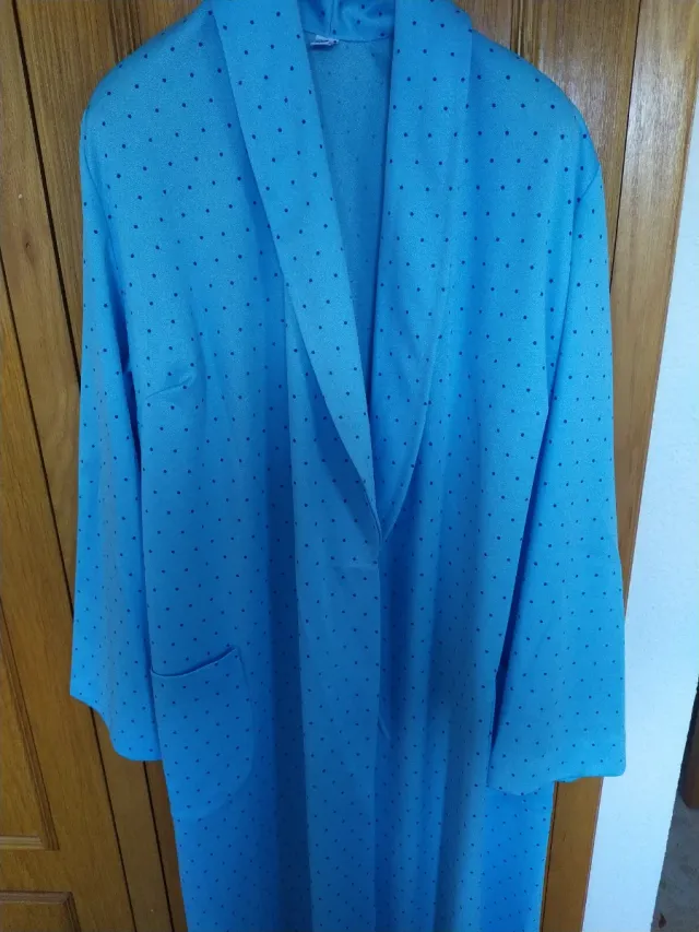 Bata azul entretiempo lunares