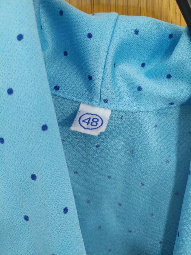 Bata azul entretiempo lunares