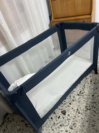 Cuna de viaje azul